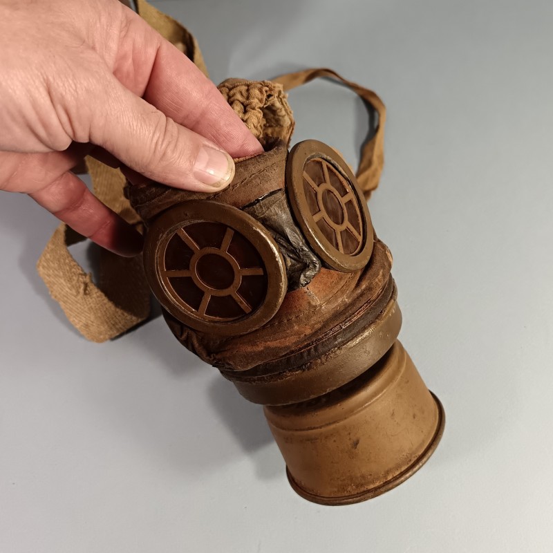 MASQUE A GAZ ARS 1917 ARS17 MASQUE ET BOITIER DATES DES ANNEES 1925-28 APAREIL RESPIRATOIRE SPECIAL